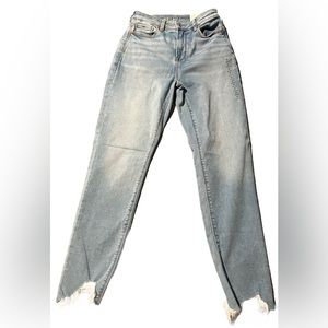 American Eagle Mom Jeans size 0, regular. Brand new!